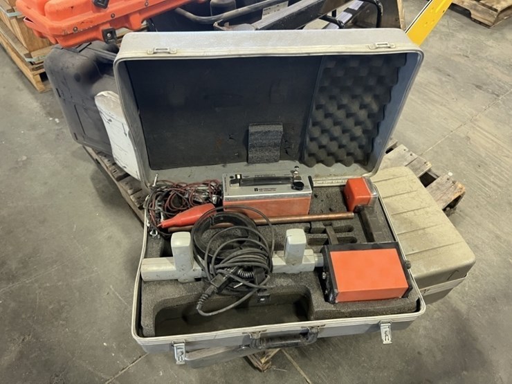 locating-system-transmitters-image-5