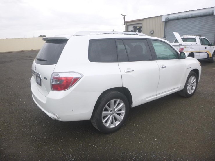 2008-toyota-highlander-image-4