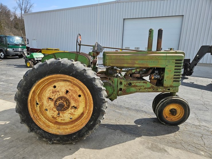 1952-john-deere-model-a-image-6