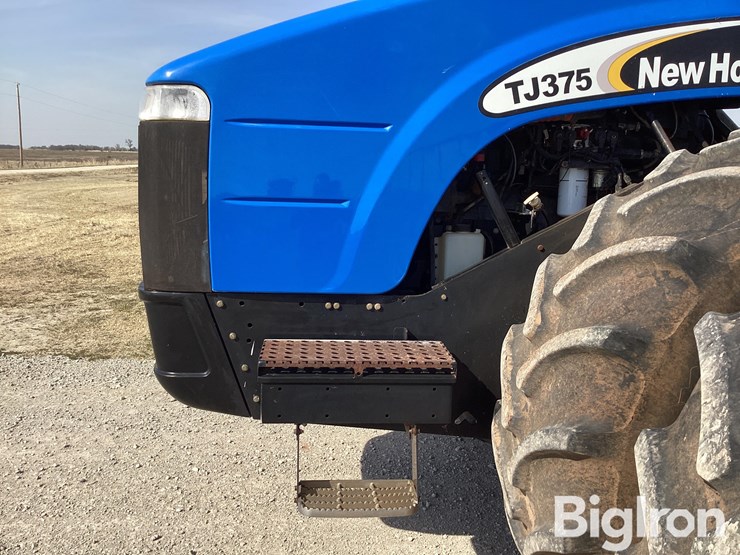 2004-new-holland-tj375-image-13