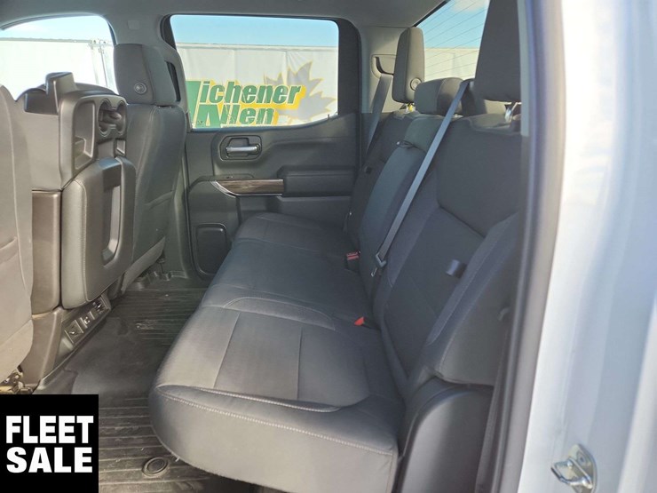 2019-chevrolet-silverado-1500-image-15