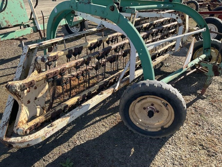 new-holland-260-image-10