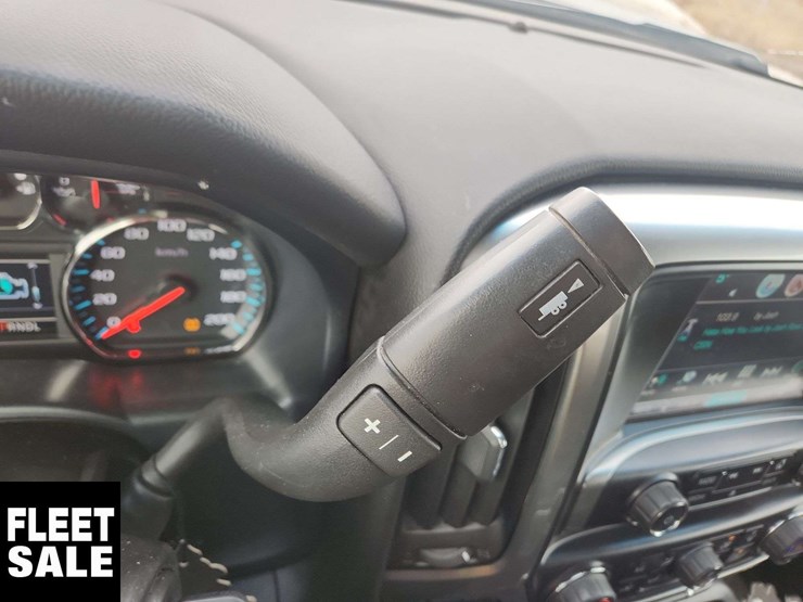 2018-chevrolet-silverado-1500-image-23