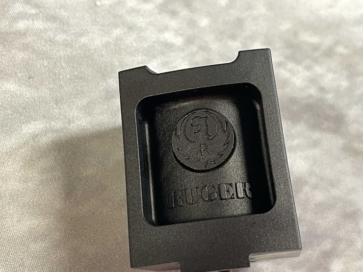 #10066-•-ruger-model-10/22,-22-lr-semi-auto-rifle,-sn:-rcs4-06945-image-21