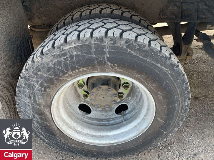 2012-international-durastar-4300-image-12