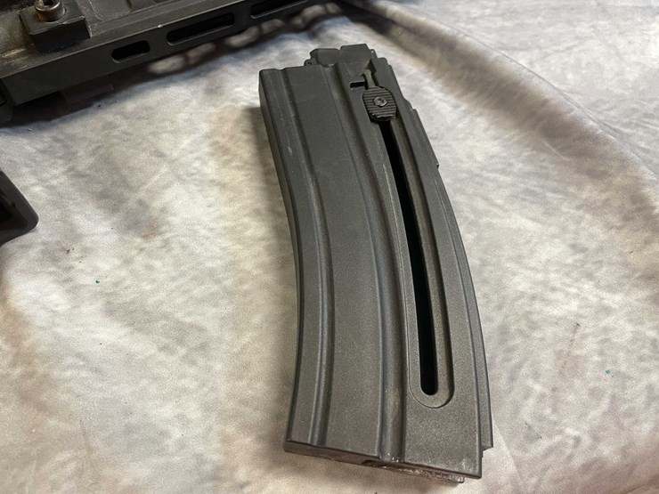 #10142-•-heckler-&-koch-hk416,-22-lr-semi-auto-rifle,-sn:-hb068782-image-19