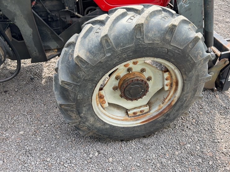 massey-ferguson-4253-image-6