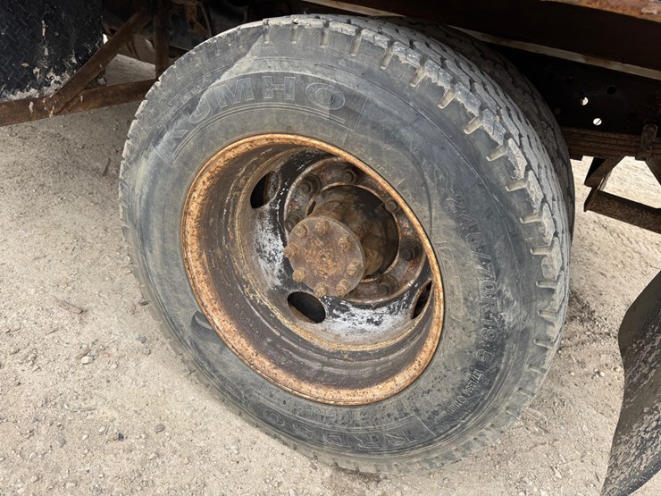 2003-international-durastar-4300-image-18