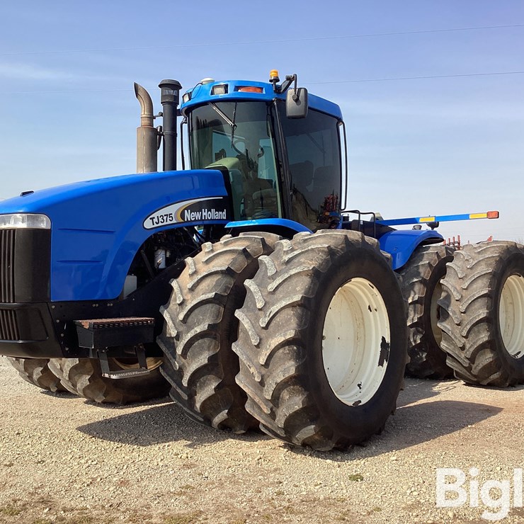 2004 NEW HOLLAND TJ375