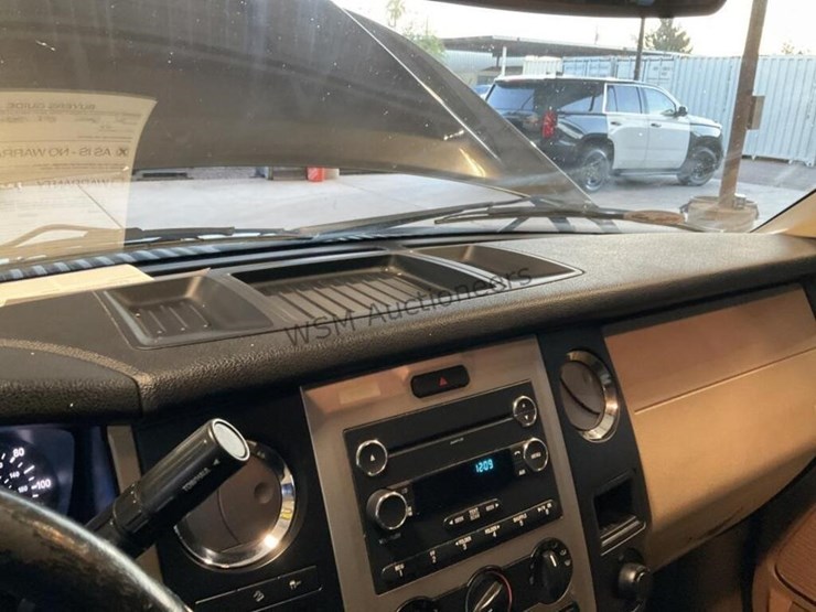 2016-ford-expedition-image-18