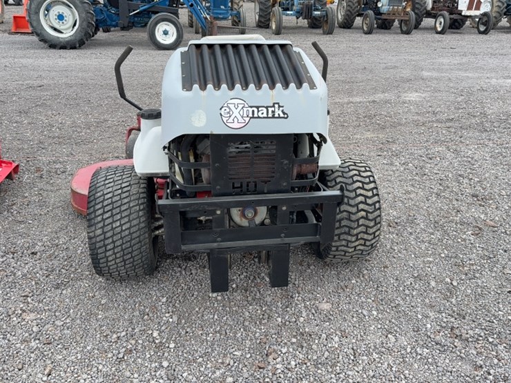 #4040-•-exmark-lazer-z-zero-turn-mower-image-10