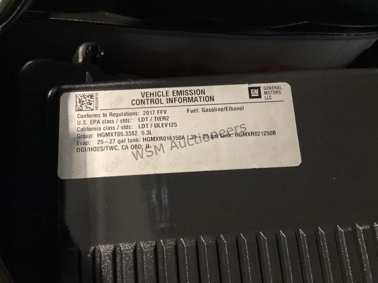 2017-chevrolet-tahoe-image-13