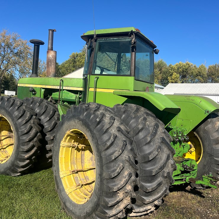 JOHN DEERE 8630