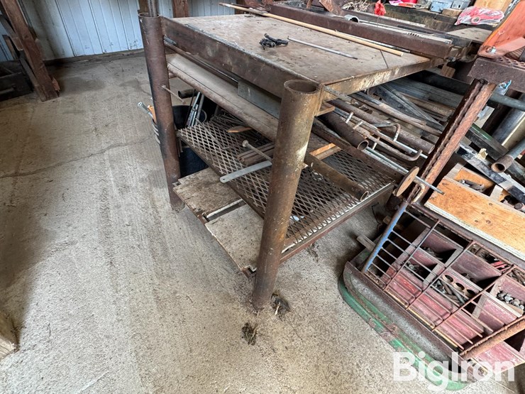 work-benches/tools/supplies-image-16