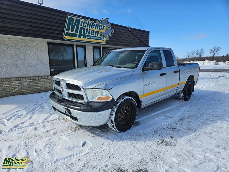 2012-dodge-1500-image-1