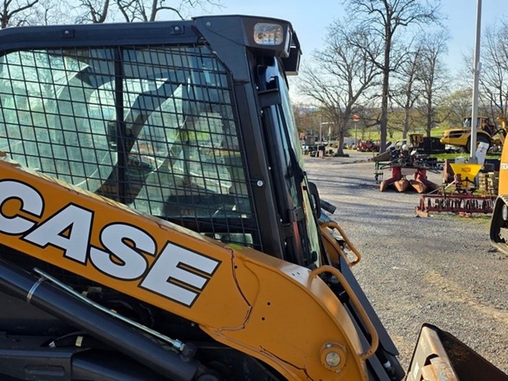 2021-case-tv450b-image-10