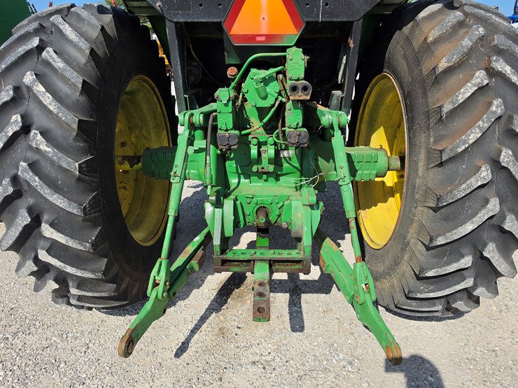 1992-john-deere-4760-image-13