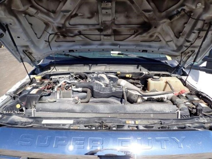 2016-ford-f550-xlt-image-23