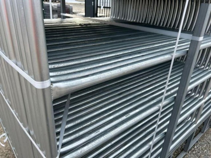 qty-of-(56)-10-ft-powder-coated-corral-panel-image-6