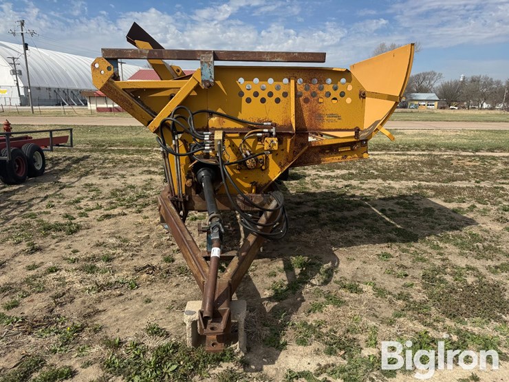 haybuster-256-image-2