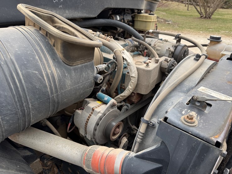 2003-international-durastar-4300-image-25