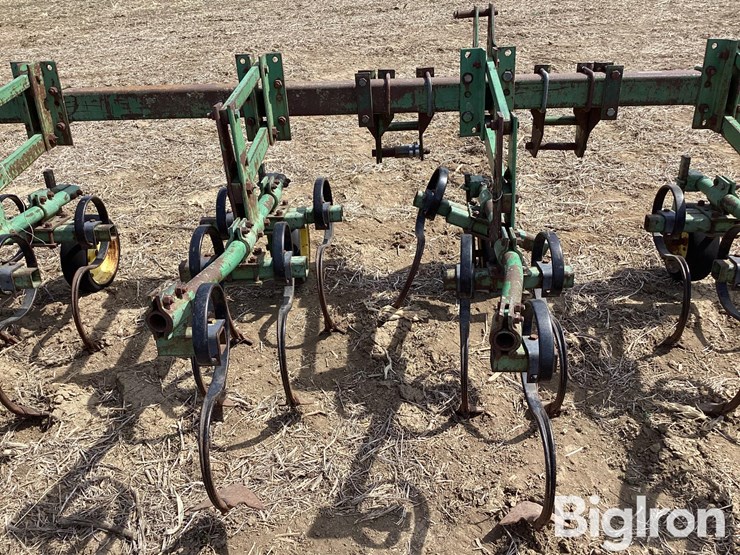 john-deere-6-image-13