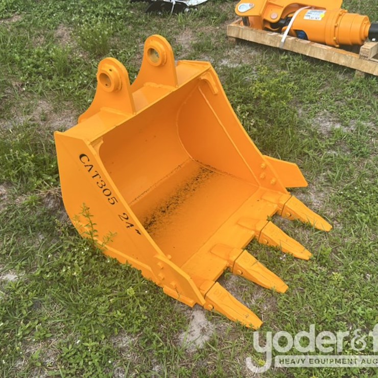 2026 CATERPILLAR 305