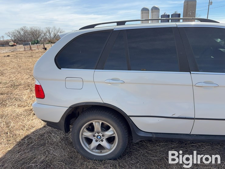 2001-bmw-x5-image-15