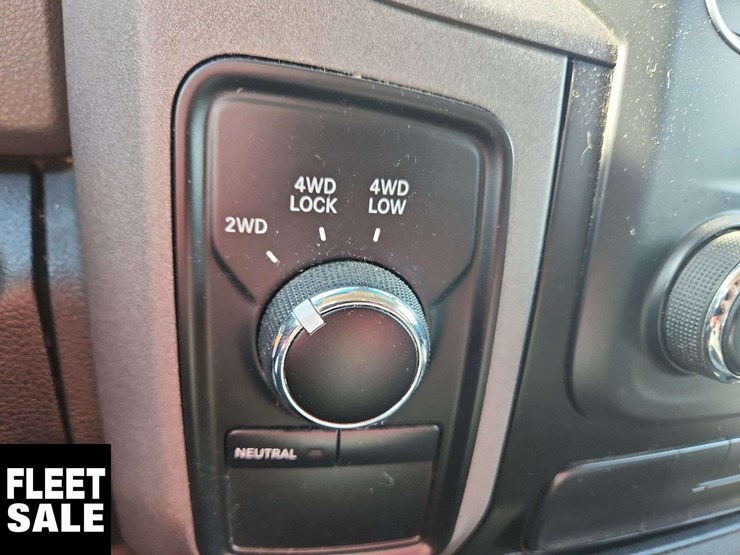 2019-ram-1500-classic-image-22