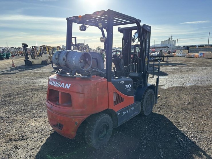 doosan-g30e-5-image-3