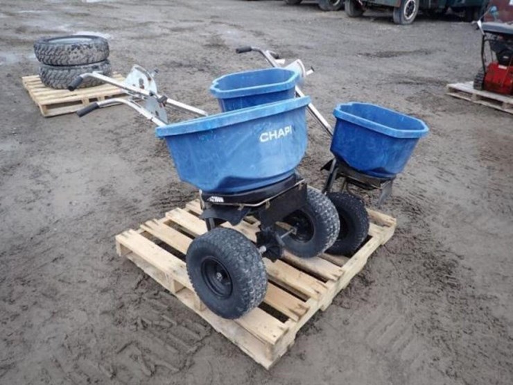 qty-of-(3)-chapin-broadcast-spreaders-image-3