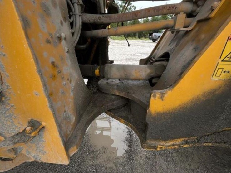 2012-volvo-l220g-image-27