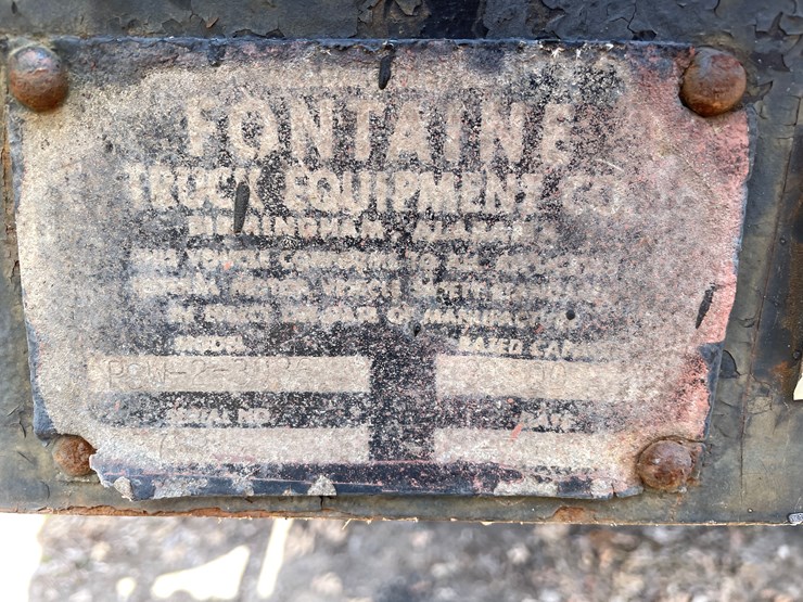 #2504-•-1970-fontaine-hot-asphalt-tanker-trailer-(has-mn-trailer)-(ham-lake,-mn)-image-4