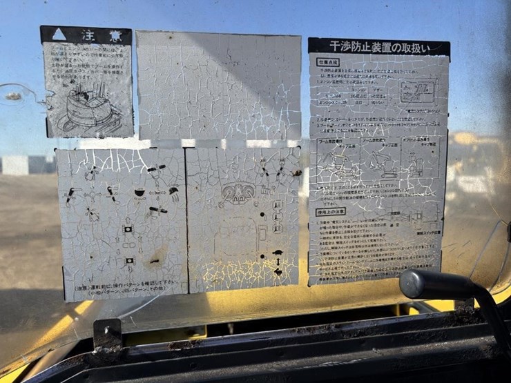 komatsu-pc28uu-2-image-30