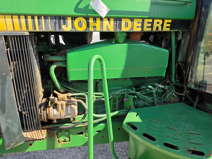1992-john-deere-4760-image-4