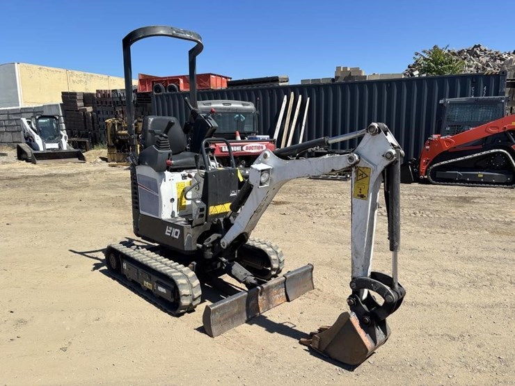 2020-bobcat-e10-image-2