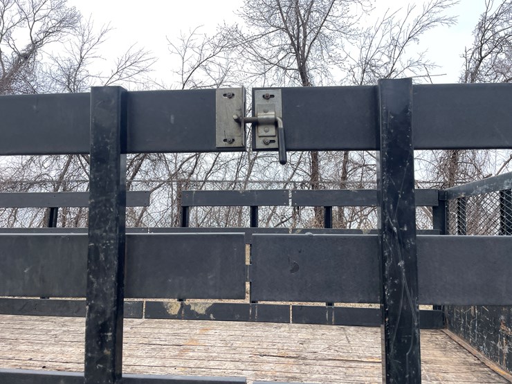 2009-ford-f550-image-60