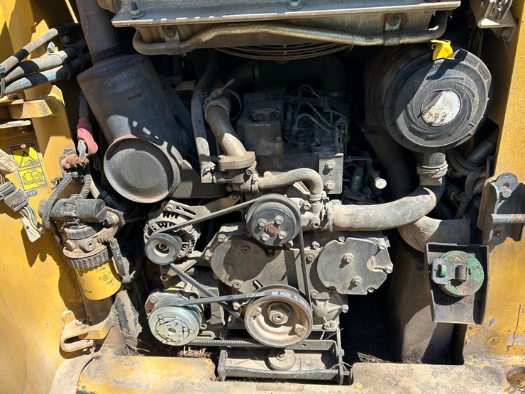 caterpillar-289c2-image-15