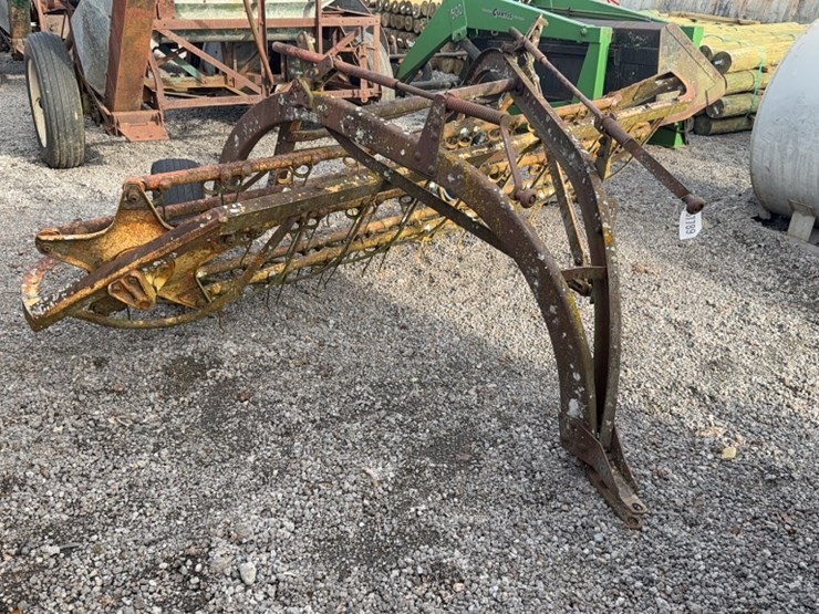 new-holland-256-image-2