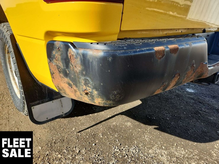 2019-ram-1500-classic-image-41