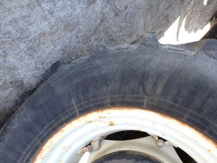 2014-new-holland-t4.75-image-43