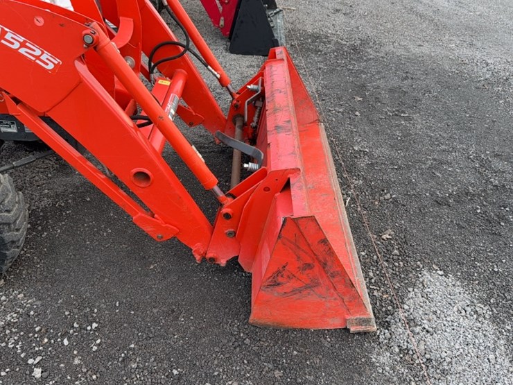 kubota-l3901-image-4