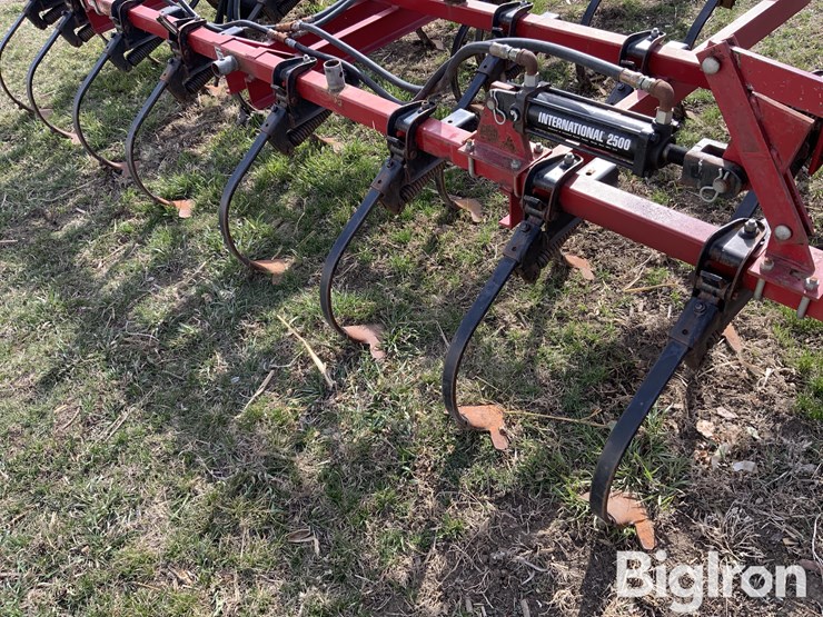 international-4500-image-18