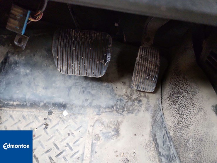 2014-ford-f150-image-21