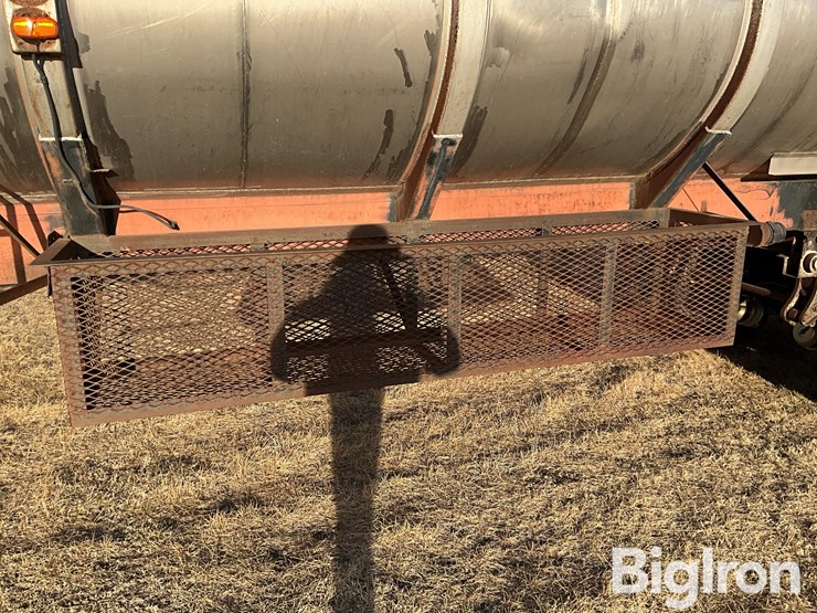 1960-fruehauf-trailer-image-16