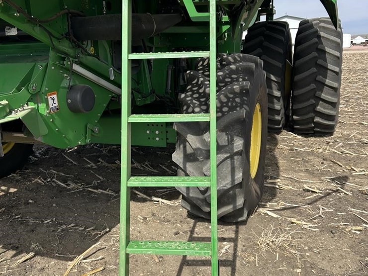 2012-john-deere-s690-image-67