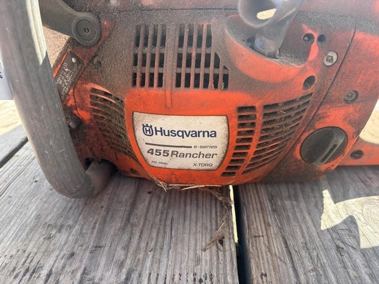 husqvarna-455-rancher-chainsaw-image-2