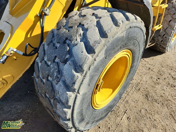 2005-caterpillar-924g-image-30