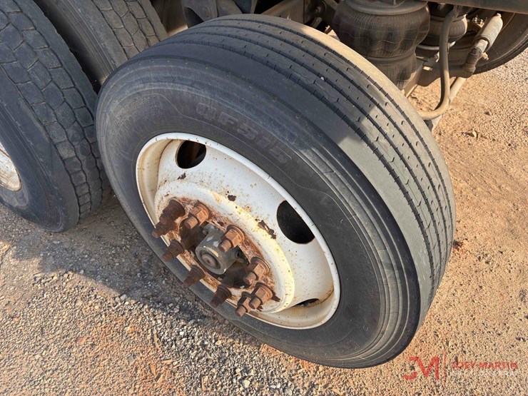 2000-sterling-lt9500-image-30