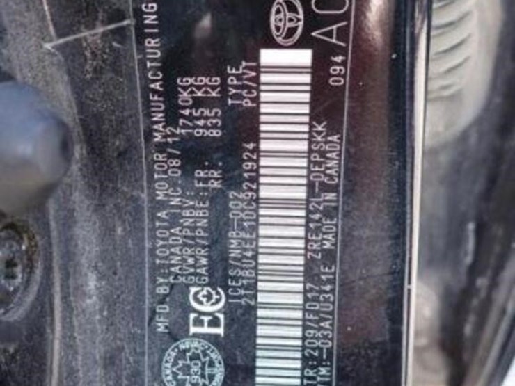 damaged-2013-toyota-corolla-sedan-2t1bu4ee1dc92192-image-9